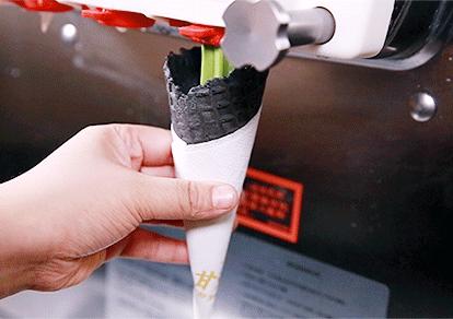 开一家火一家的抹茶店，店长竟是只兔子！今天起，招牌冰淇淋限时3折啦！
