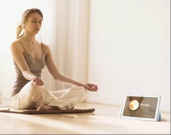 平板屏幕大一点的,平板屏幕越大越容易弯曲吗