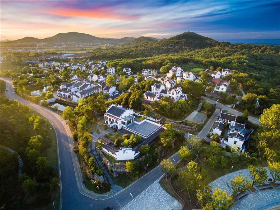 四季江宁旖旎无限，春华秋实美在“世凹桃源”