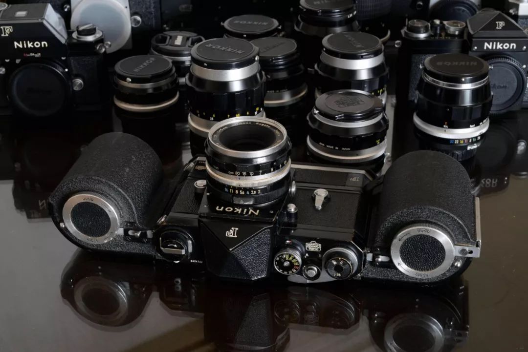 走遍64国还是拥有数百台相机？如果是你会怎么选？