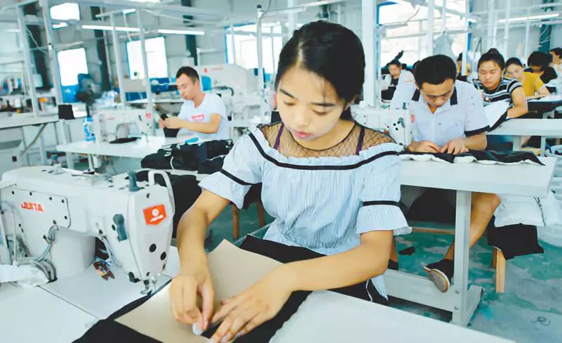 鏄撹縼缇や紬閫傚簲鍩庡競鐢熸椿,鏄撹縼鎼