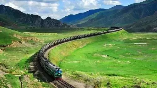 川藏铁路将在2030年年底建成通车,川藏铁路值得修建吗