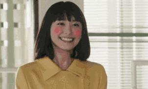 君君有货丨女明星也用美牙精华，超修复洁净的牙膏伴侣