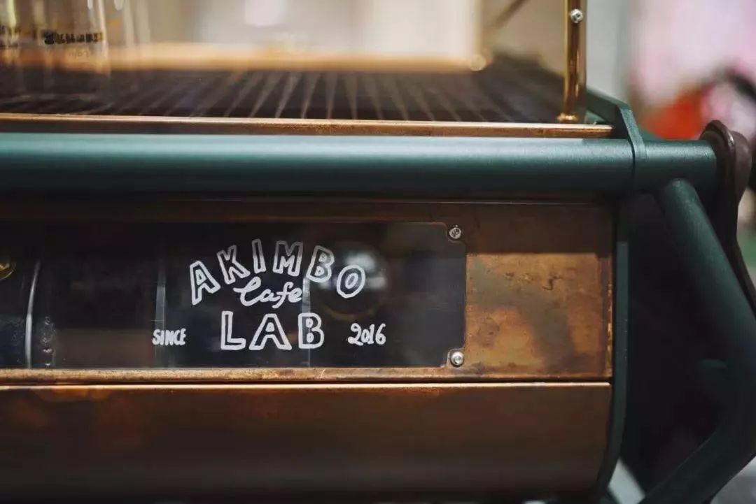 进公寓买设计品，到邮局逛百货店，这三家潮铺我真的摸不透