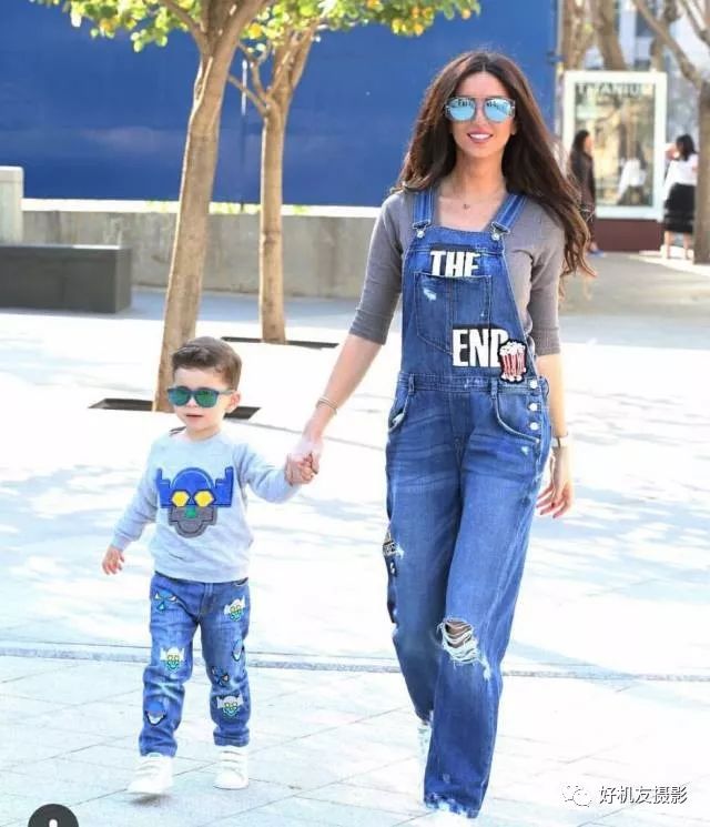 人像摆姿100个技巧坐着半身照,简单人像拍照摆姿