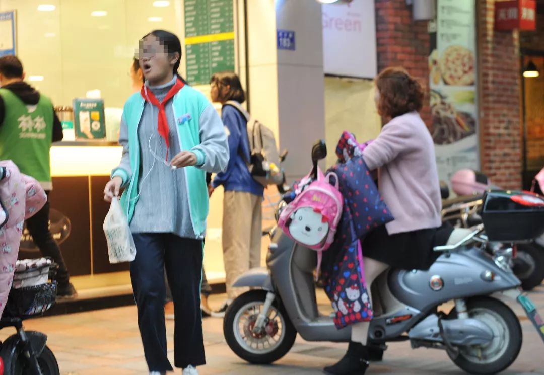 16岁女生连走路都喘，都因为喝这个！永康侬一定要注意！