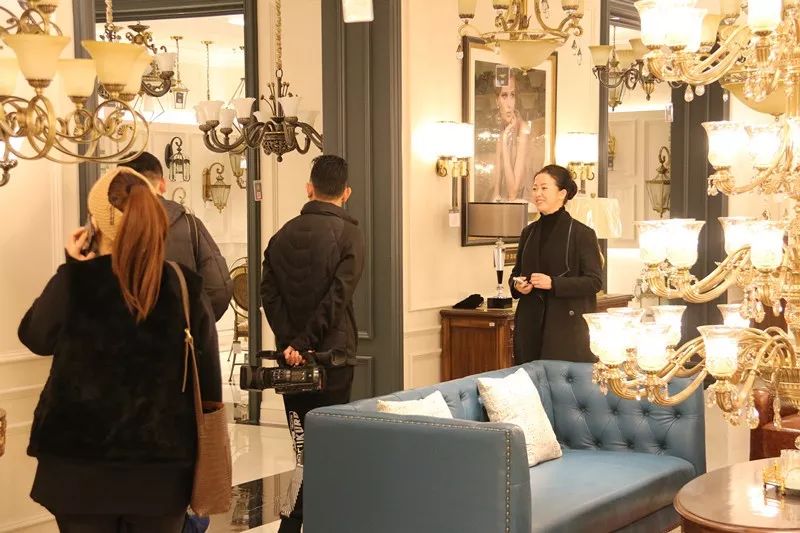 走进亮美嘉，感受光魅力——亮美嘉临沂媒体采盛行成功举行