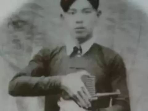 别了李香兰歌曲,别了李嘉诚