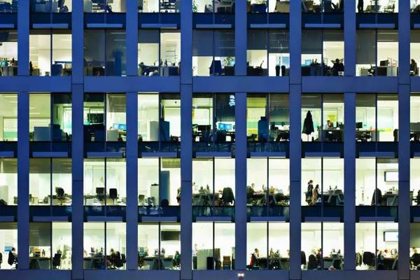 拯救你的颈椎！这款德国变态”护颈”神器，让你坐着比躺着还舒服，连失眠也能救一下