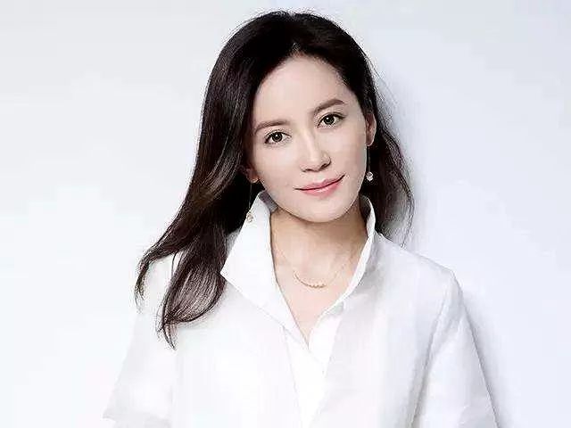 平价首饰怎样戴出高级感,珠宝戴出高级感