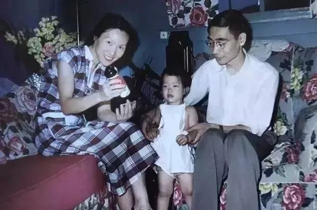 50年前的今天，他用自己的生命护住一份绝密文件！22天后，中国靠它震惊了世界！