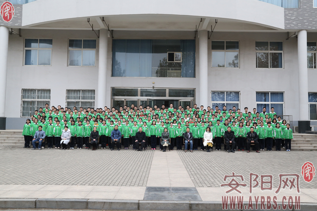 “正佳侨心班”引领安阳市实验中学特色发展之路