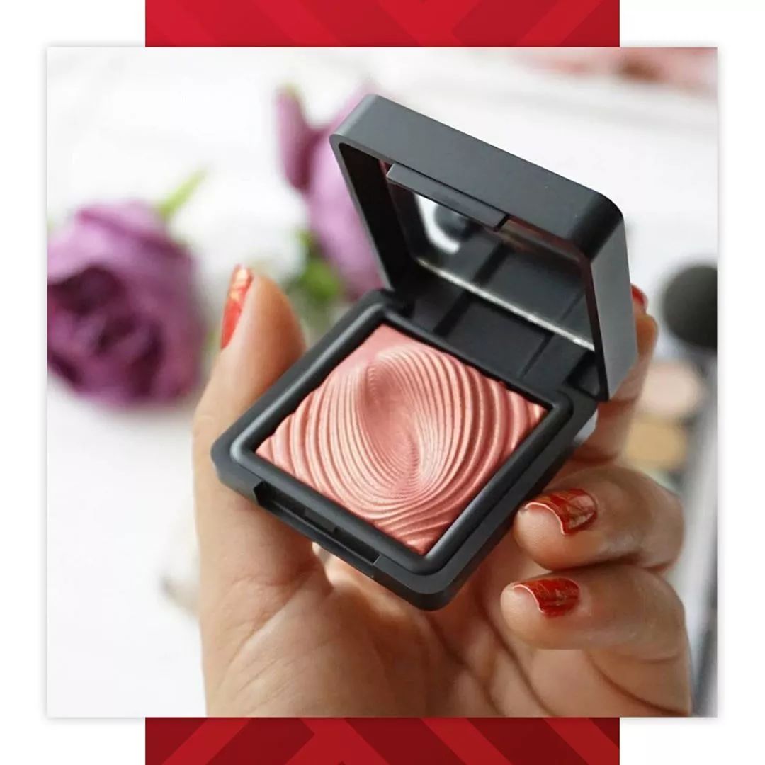 清仓大牌眼影盘,爆闪眼影盘网红爆款