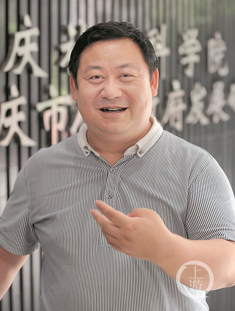 拿好接力棒再出发,拿好历史的接力棒