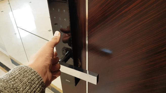 高性价比智能门锁399元,360智能门锁真实测评
