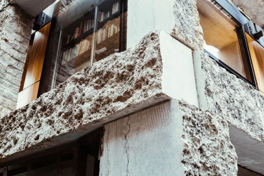 高端公寓烂尾楼,烂尾楼带来的惊喜