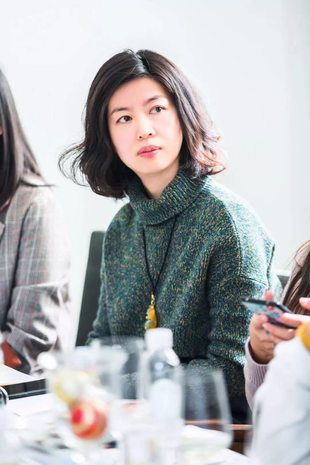 澳洲这杯暖冬的美酒里，可以闻到桉树叶的夏天味道