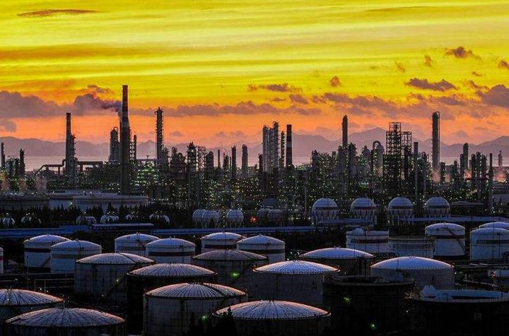 浙报聚焦,浙江镇海炼化公司