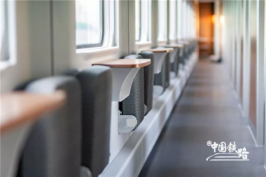 兰新高铁最新票价,兰渝铁路通车后票价及发车时间