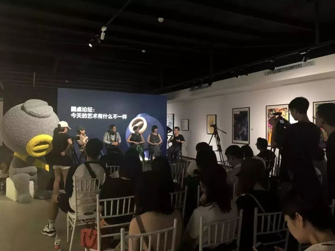 用艺术疗愈和唤醒爱和美的生命,用艺术唤醒心灵