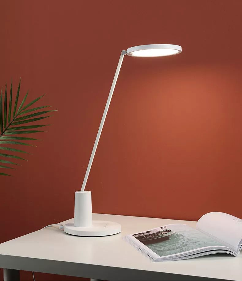 yeelight护眼led台灯,yeelight智能台灯测评