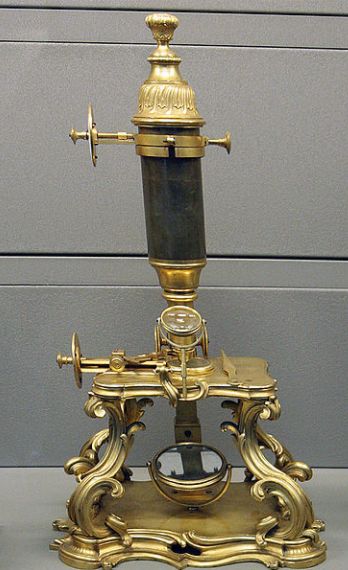 乔治马丁被称为什么,乔治马丁星云奖