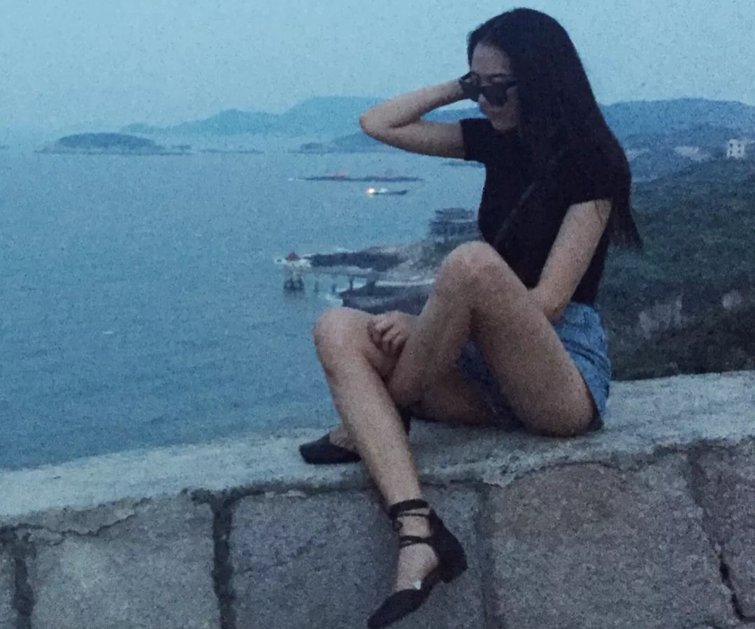 多功能美腿器训练大腿肌肉,美腿瑜伽训练大腿肌肉