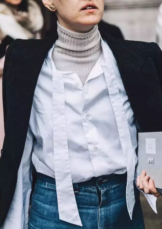 毛衣衬衫最爆表穿搭方法,男生圆领毛衣穿搭衬衫