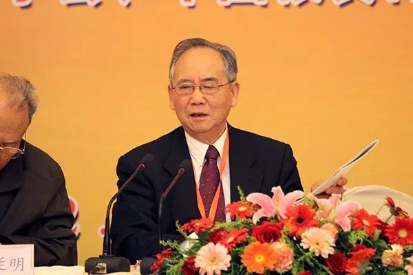 白美清最新访谈,白美清简介