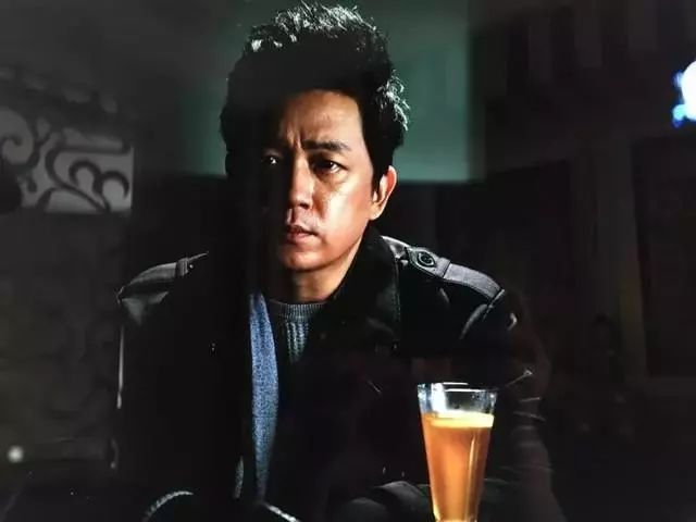 潘粤明经历了什么,沉寂多年潘粤明中年逆袭