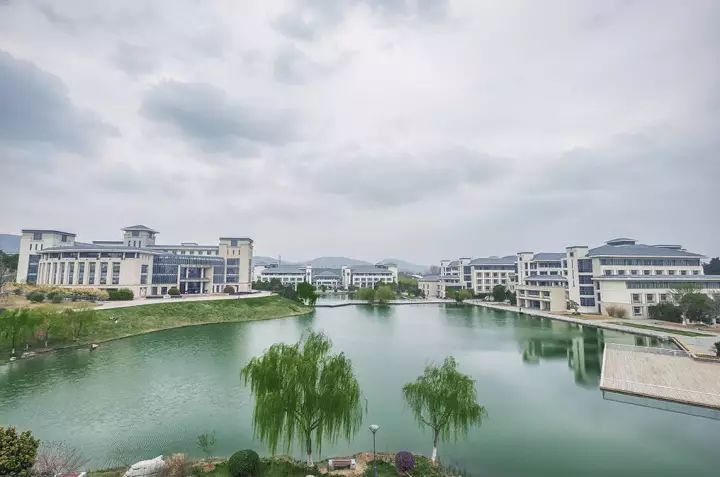 南京高校图片,南京偏僻区域