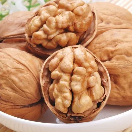 回家过年带了什么回家,过年回家带什么特产最好