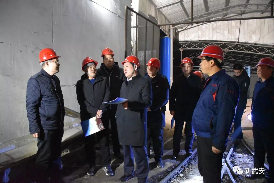 市长带队开展节前消防安全检查,县委书记突击夜查防控检查站