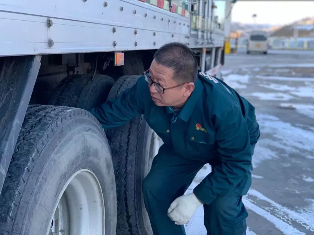 货车司机走进西藏,走进西藏卡车司机