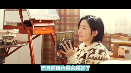 假小子变装惊艳全场的样子,肿眼泡假小子