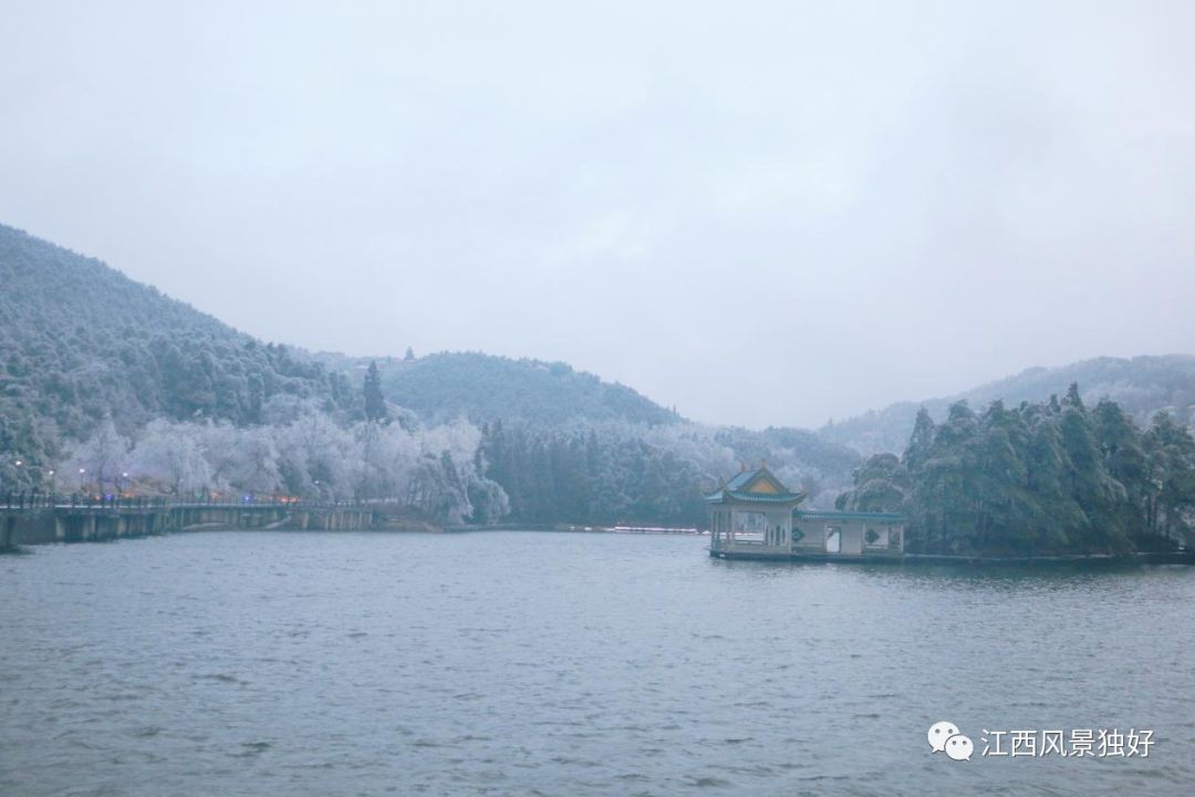 庐山人文第一山,庐山是一座风光秀丽的山