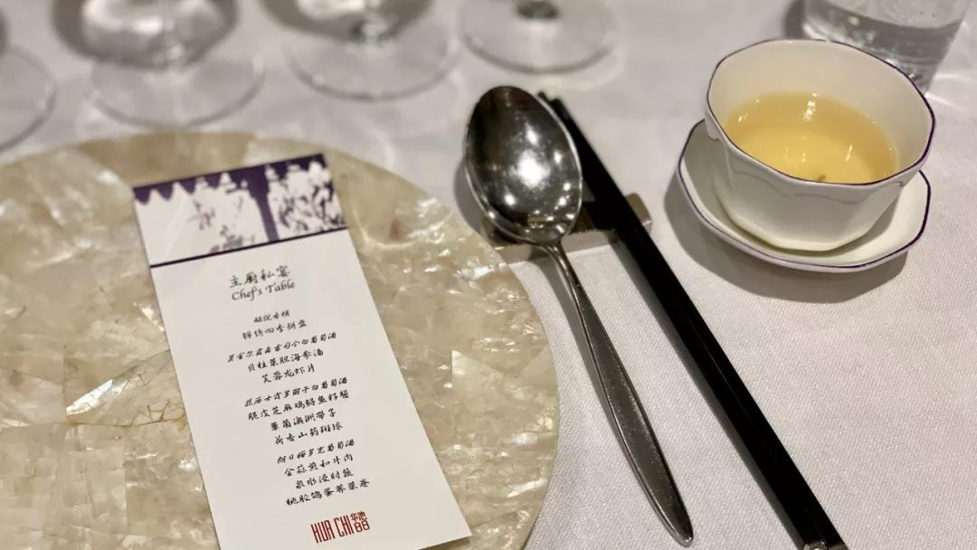 一向以“好吃”出名的凯悦，这次带我把人间三月的春天都吃进了嘴里