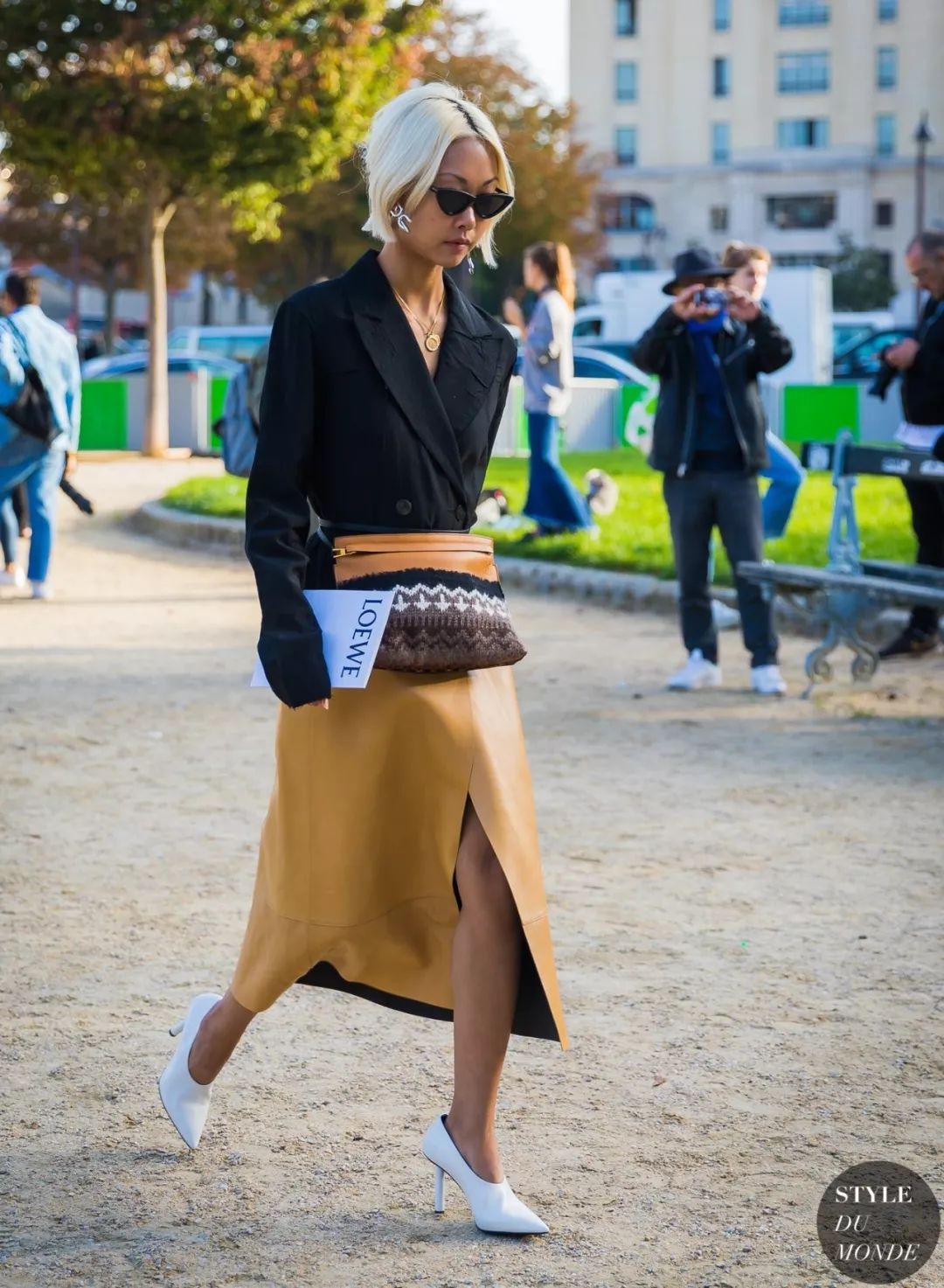 穿上它又酷又有钱，今年一定要买一件