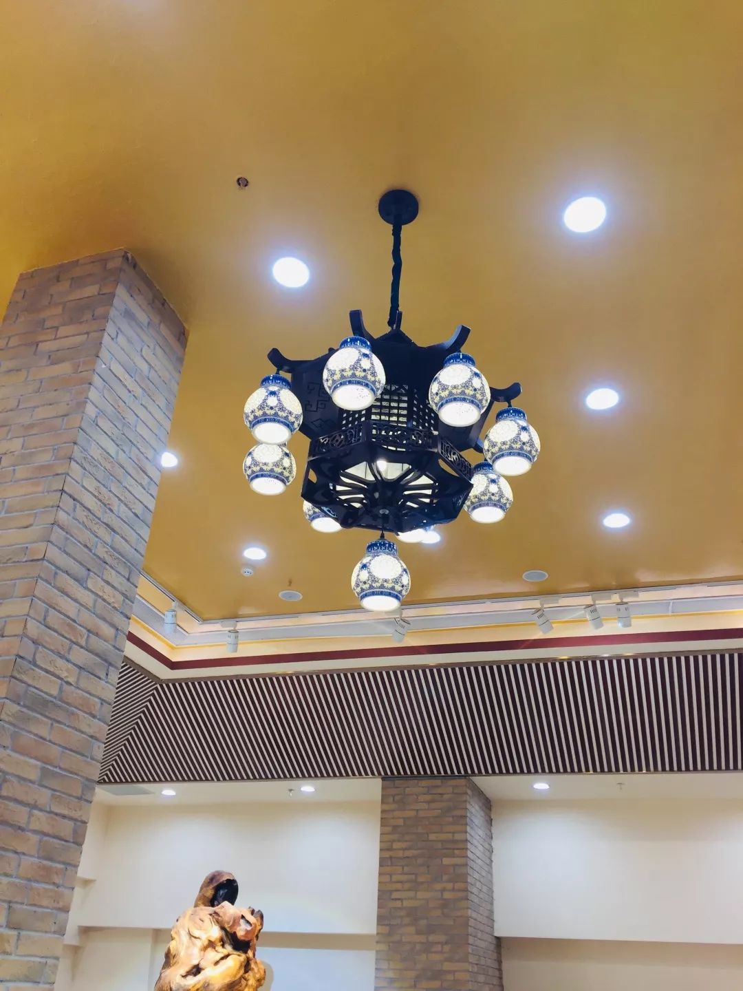 带孩子云游国内外10大顶级博物馆,青岩古镇金丝楠木博物馆