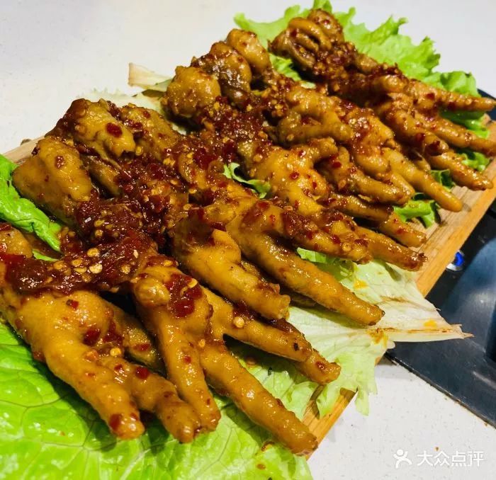 鲜城探店|石家庄这几家爆火的撸串儿店，吃一口让你欲罢不能！！