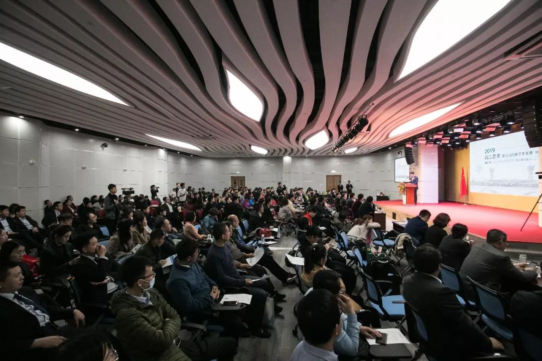 晶心慧聚，个性化优选——蔡司蒙面手术直播潍坊眼科医院站精彩回顾