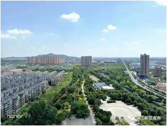 奋勇攻坚阔步前行,奋勇前行未来可期