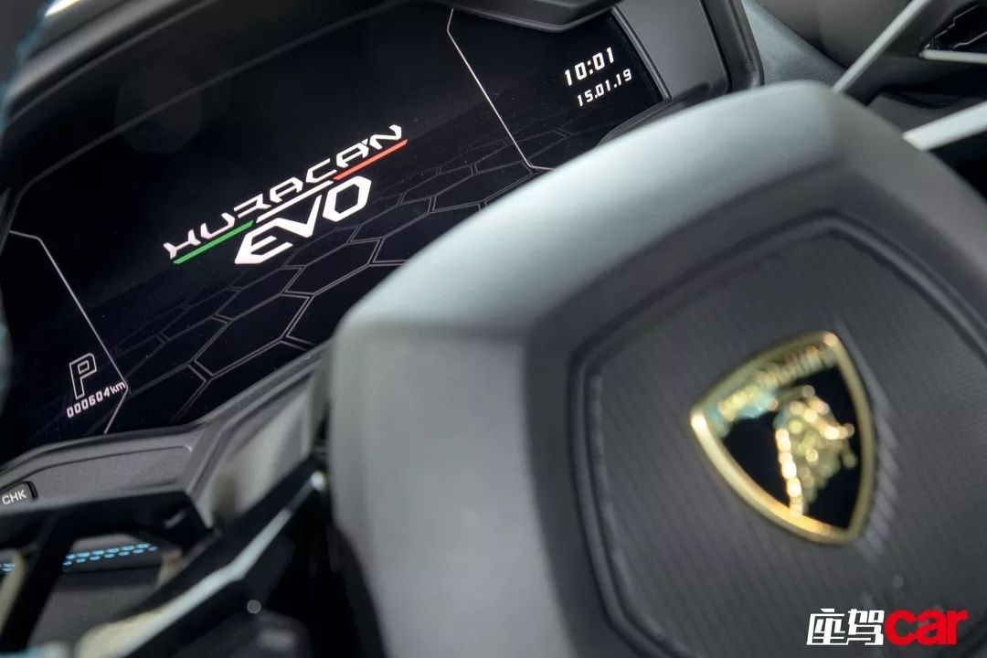 2020车展兰博基尼huracan小牛,兰博基尼小牛huracanevo过减速带