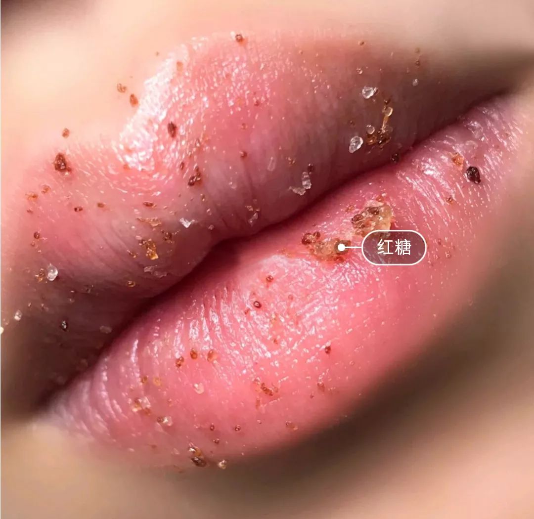 软化死皮淡化唇纹唇膜,唇霜去死皮淡化唇色