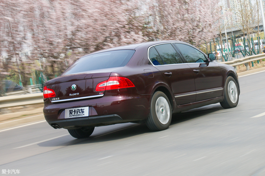 600万买劳斯莱斯二手,最值得入手的二手车劳斯莱斯