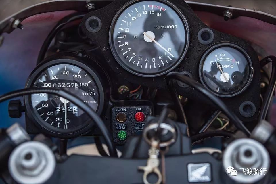 鏈敯vfr400璧涢亾涔嬬帇,鐑堢伀鎴樿溅鏈敯vfr400