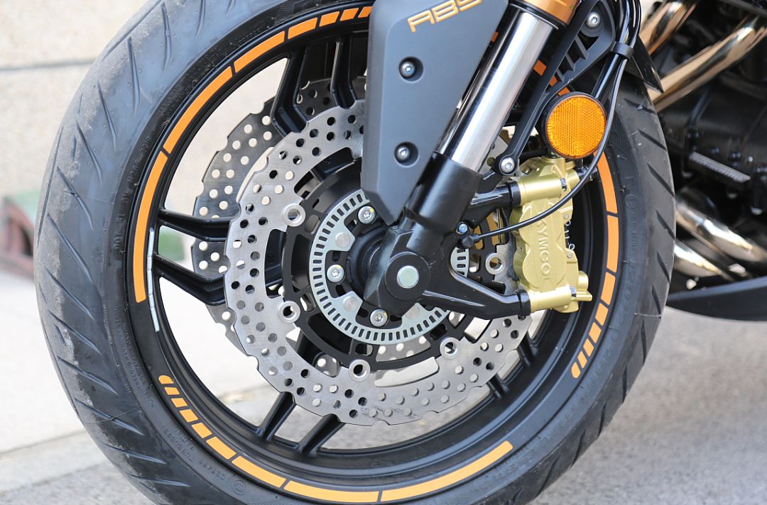 光阳krider400台湾车评,光阳krider400改装外观