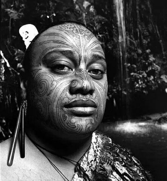 如何看待文身影响找工作后续,纹身好吗到底该不该纹身