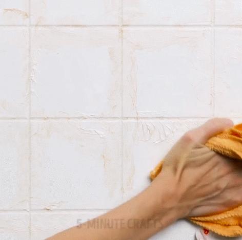 家里墙壁发霉怎么根除,发霉的墙壁怎么去除霉斑