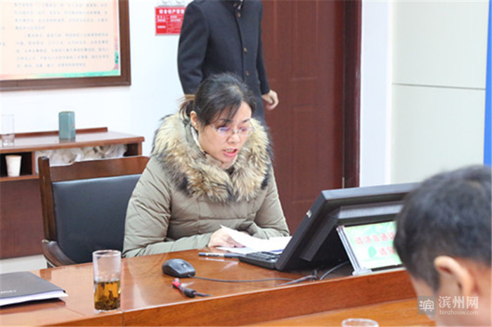 范公小学教师,长山镇范公小学老师邓海燕